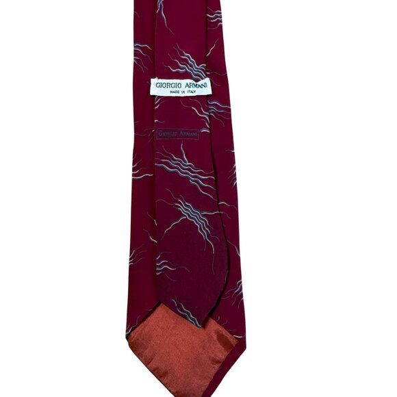 Vintage Giorgio Armani Red Patterned Silk Tie Made In Italy Abstract Lines - Picture 10 of 10